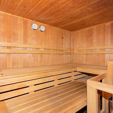 Hanslhof Konukevi 3*