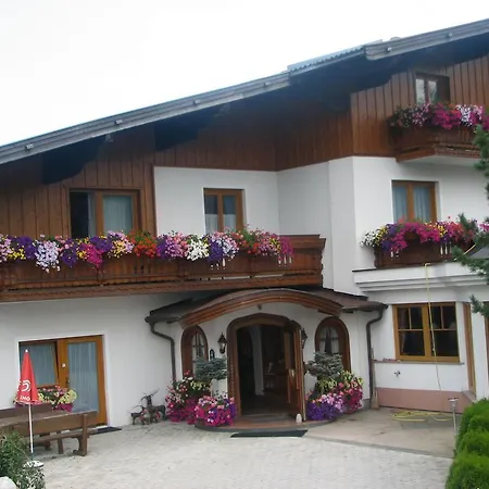 Guest house Pension Hanslhof Kaprun